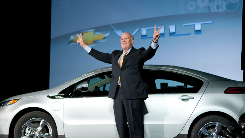 Illustration for article titled Lamborghini Deimos, New Land Rover Defender Targets Toyota Hilux, And No GM CEO Raises